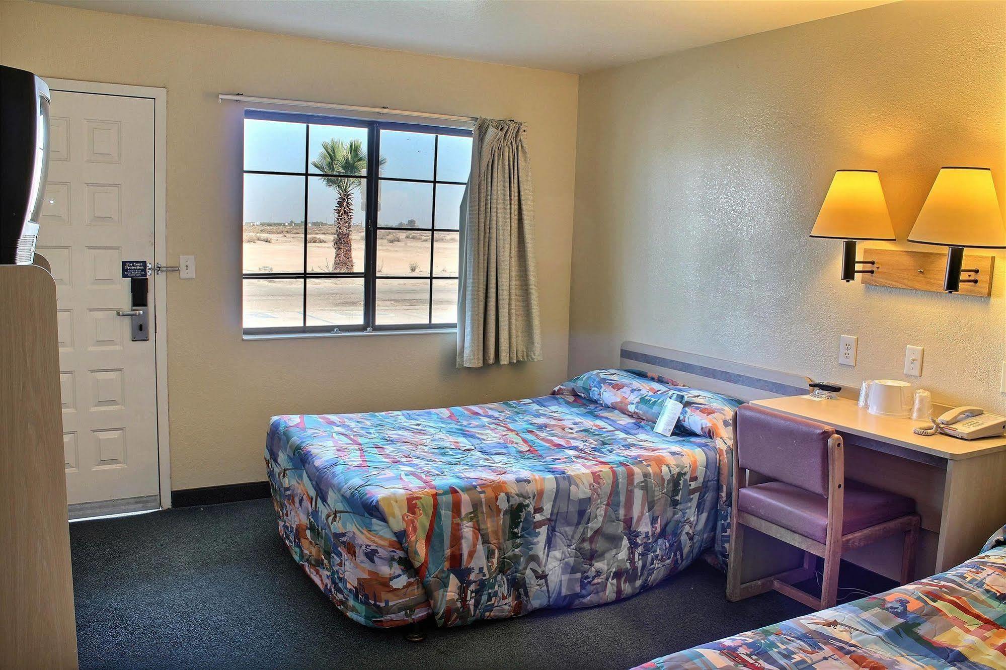 Vagabond Inn Buttonwillow North I-5 מראה חיצוני תמונה