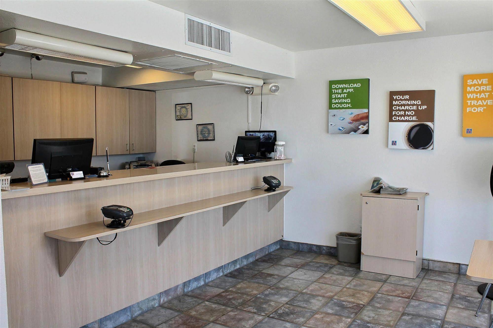 Vagabond Inn Buttonwillow North I-5 מראה חיצוני תמונה